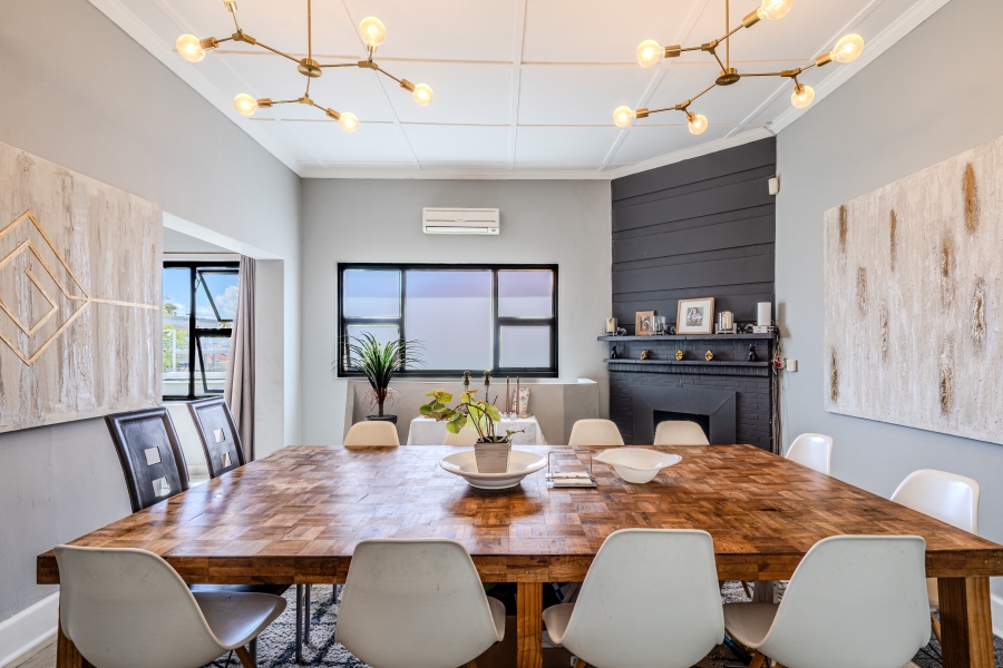 4 Bedroom Property for Sale in Fresnaye Western Cape